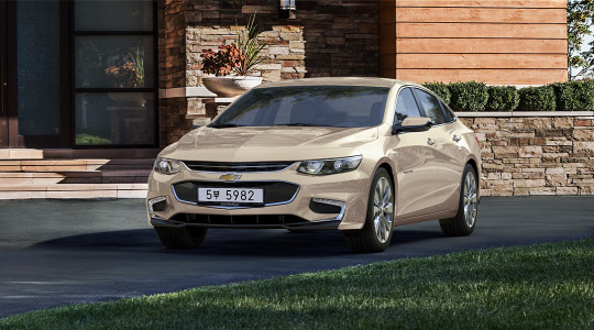 한국지엠은 2018년형 올 뉴 말리부를 출시하고 11일부터 사전 계약에 돌입한다고 밝혔다. 사진은 올 뉴 말리부.<한국지엠 제공>